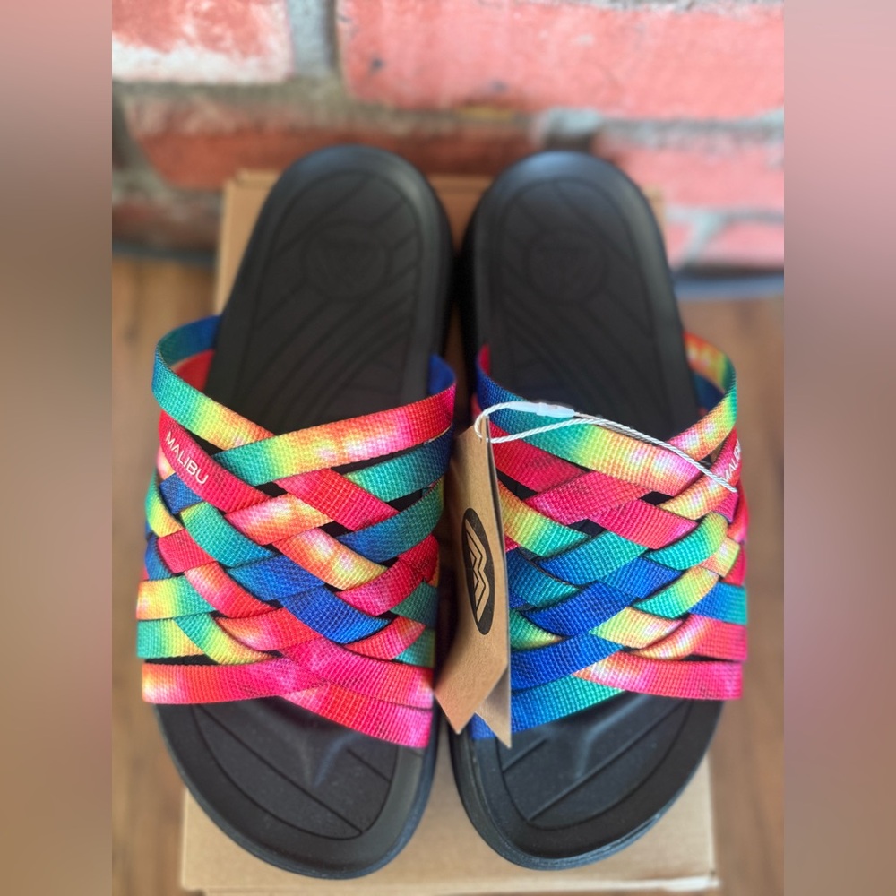 Sandals Malibu Sandals Zuma . Unisex. Size: Women’s-9; Men’s 7.
